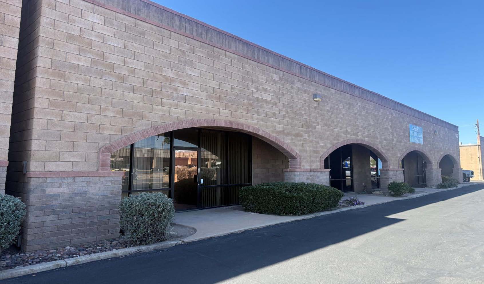 1687 W Grant Rd, Tucson, AZ 85745
