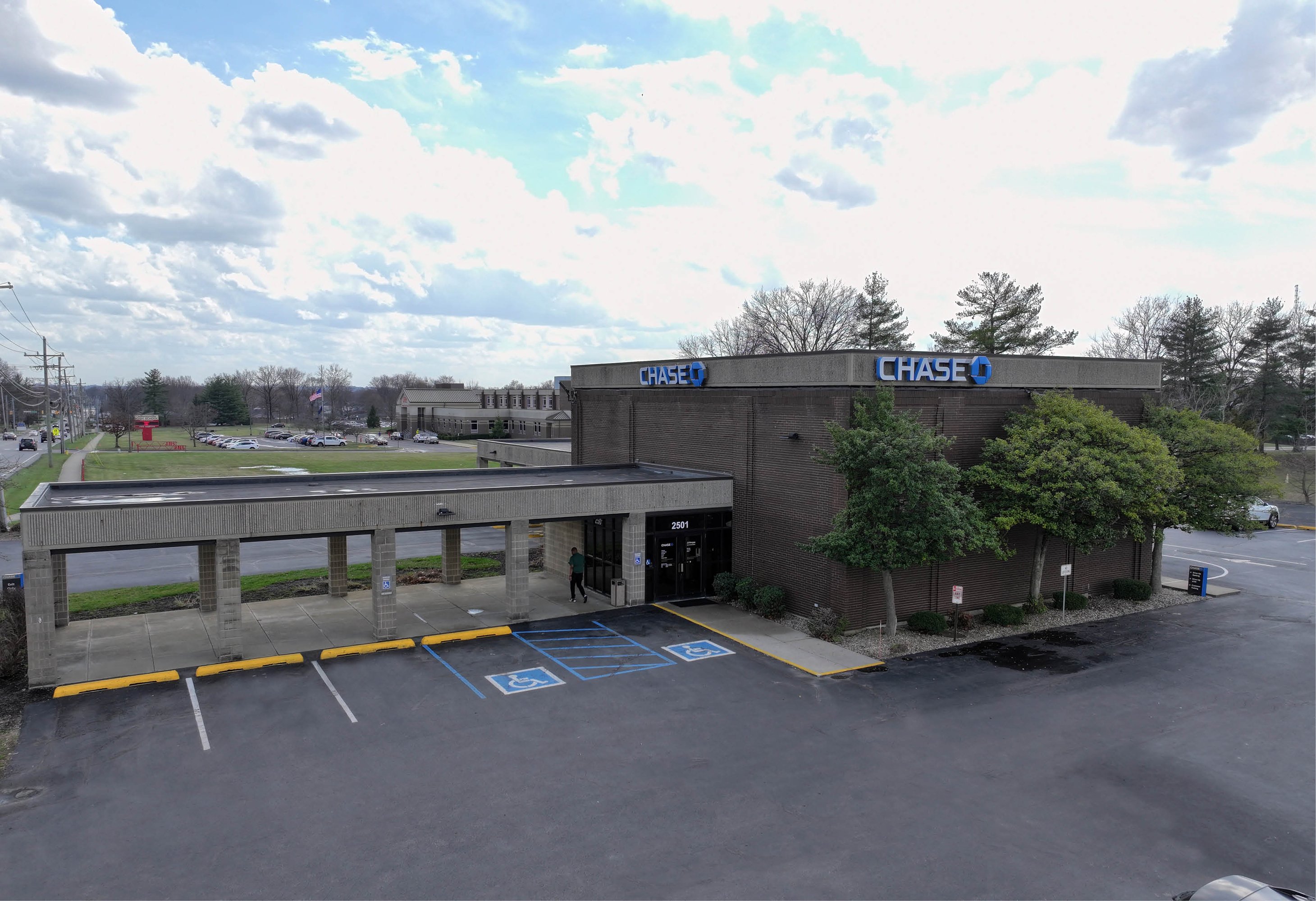 2501 Allison Ln, Jeffersonville, IN 47130