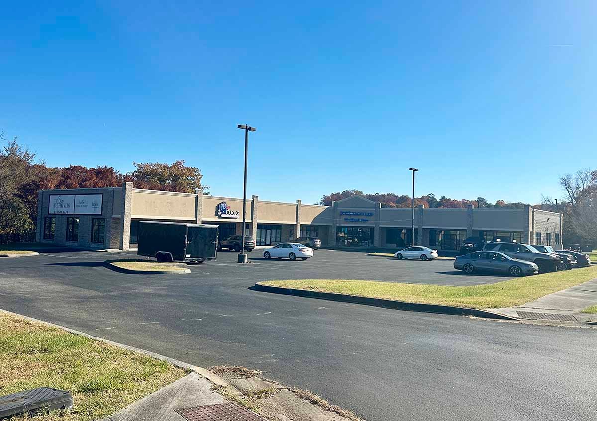 3966 Bristol Hwy, Johnson City, TN 37601