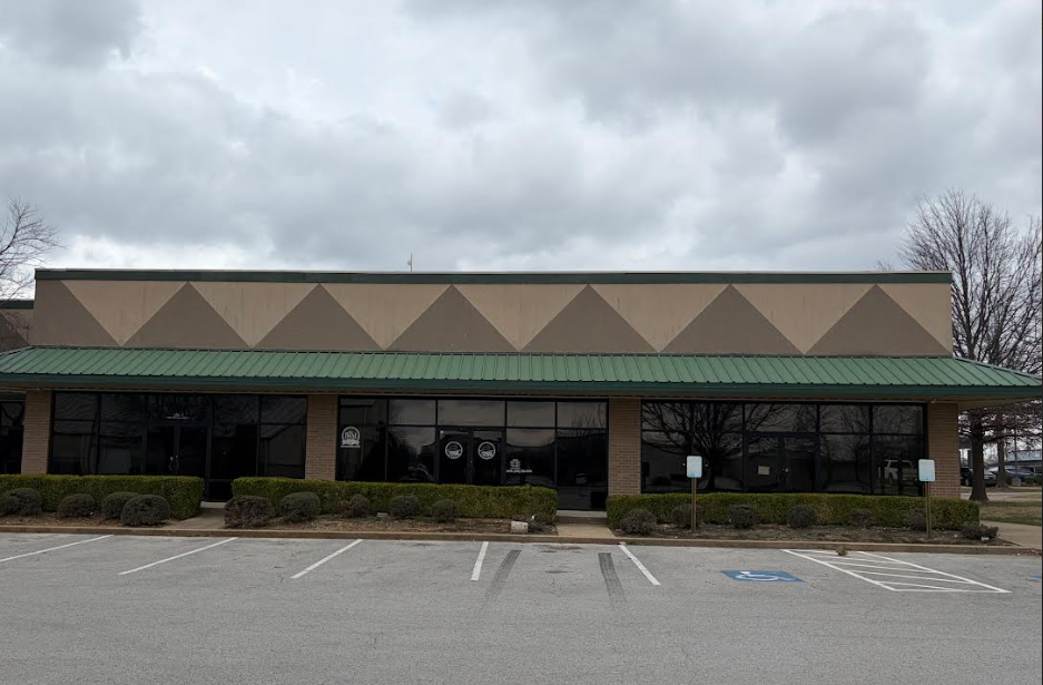 2323 S Old Missouri Rd, Springdale, AR 72764