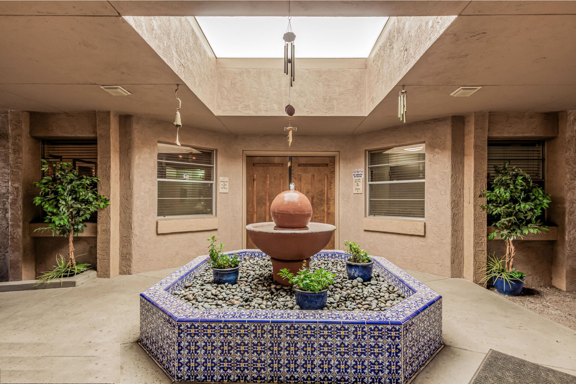 1102 E University Dr, Mesa, AZ 85203