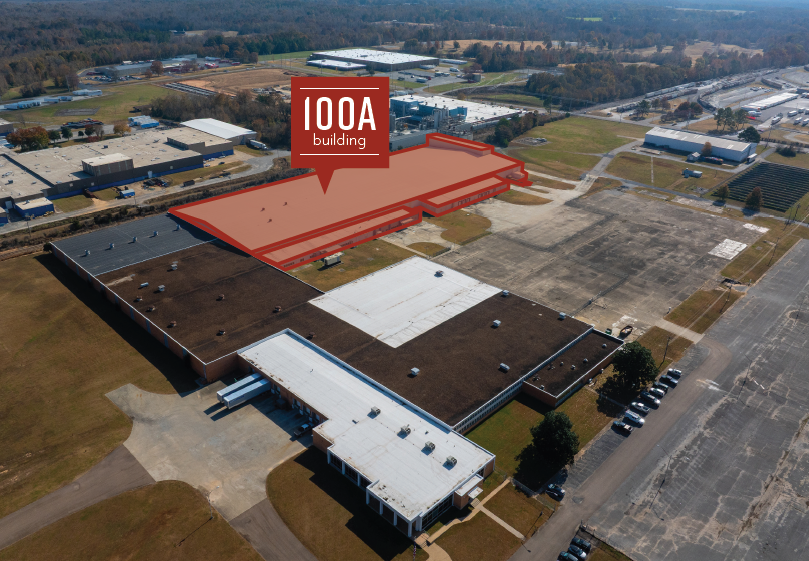 96 American Dr, Jackson, TN 38301