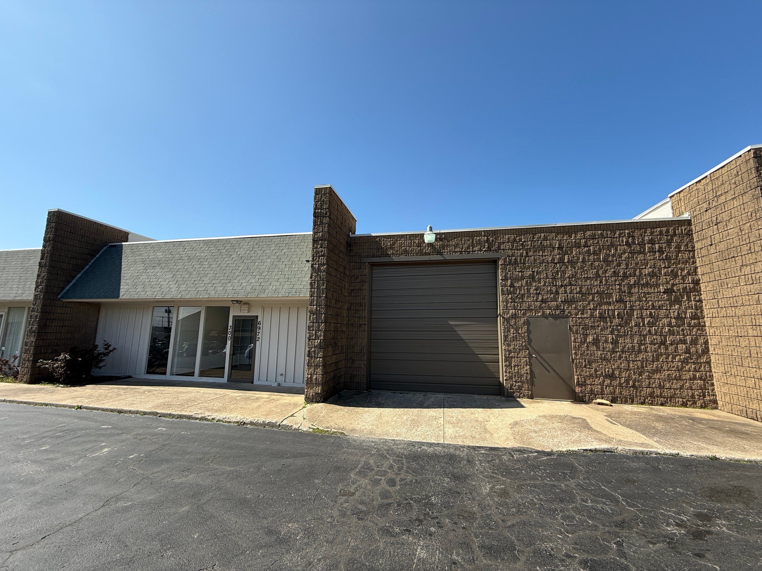 6972 E 38Th St, Tulsa, OK 74145
