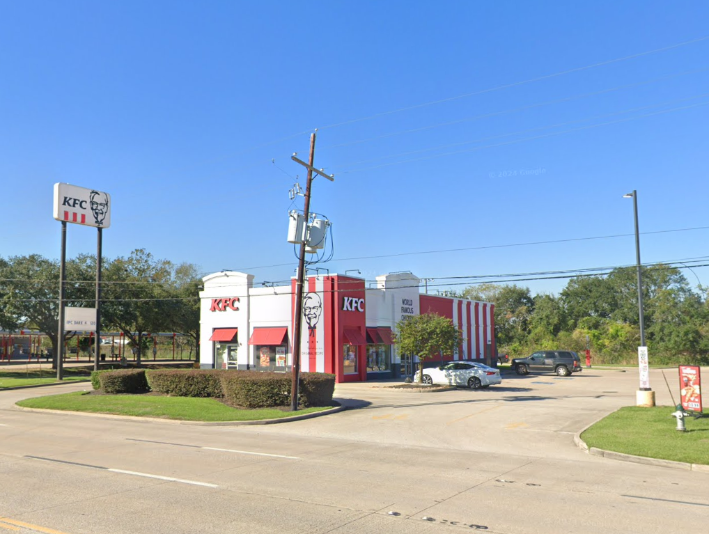 8090 College St, Beaumont, TX 77707