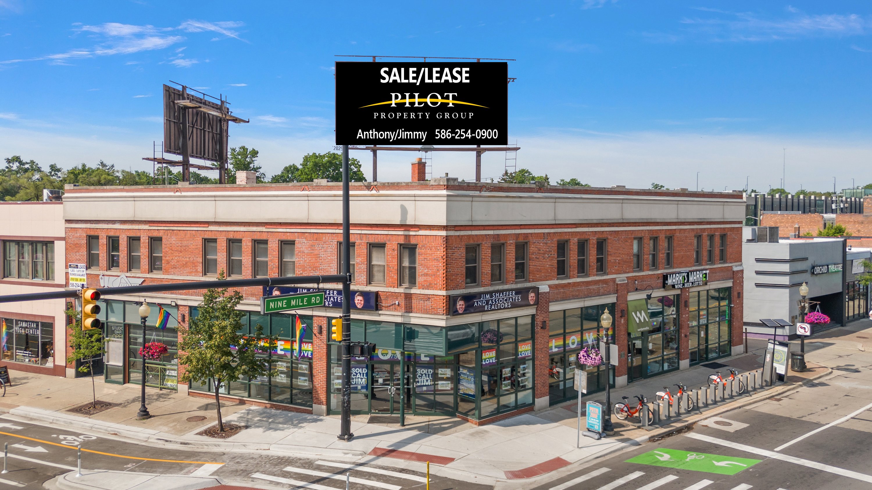 22757 Woodward Ave, Ferndale, MI 48220