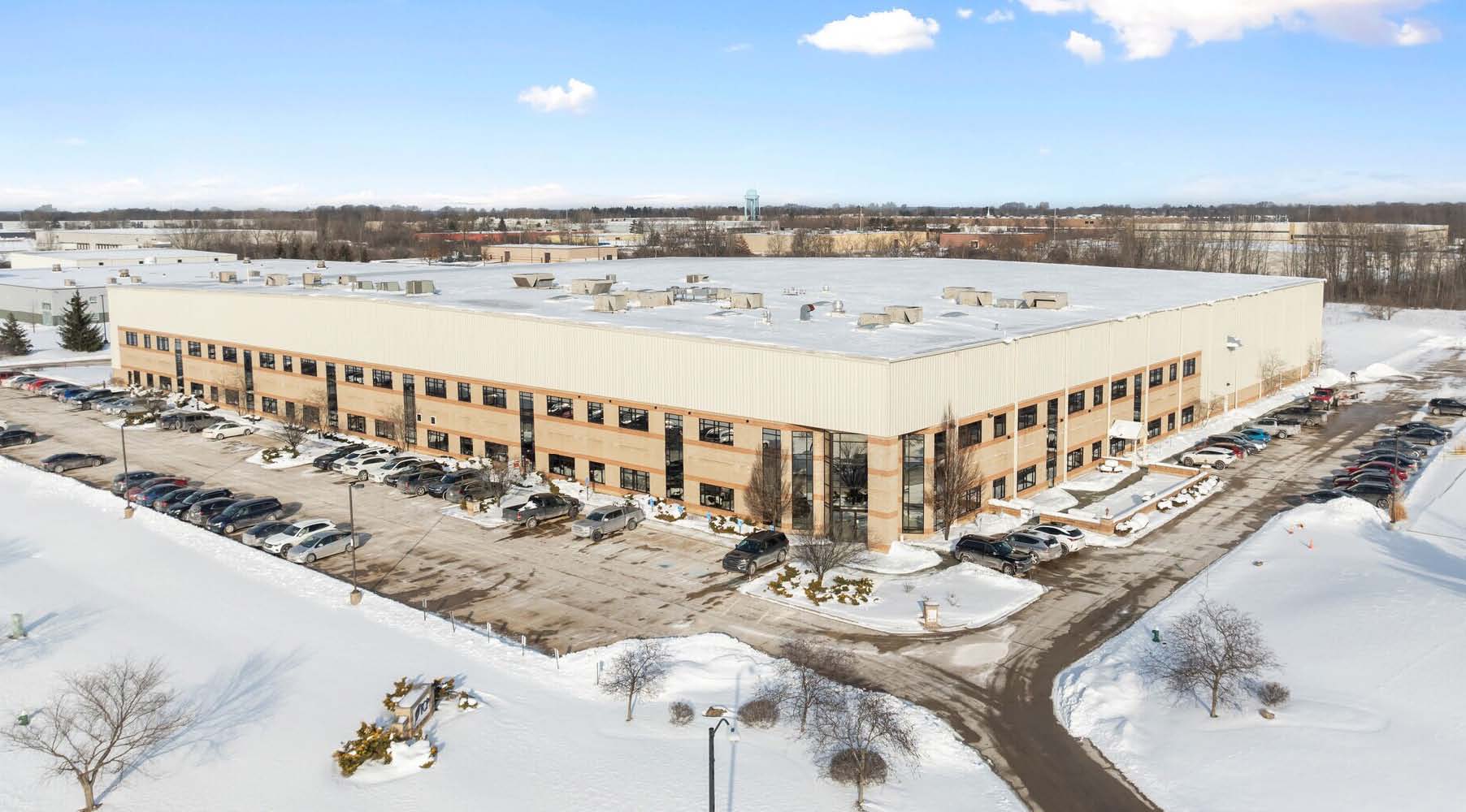 325 Campus Dr, Aurora, OH 44202