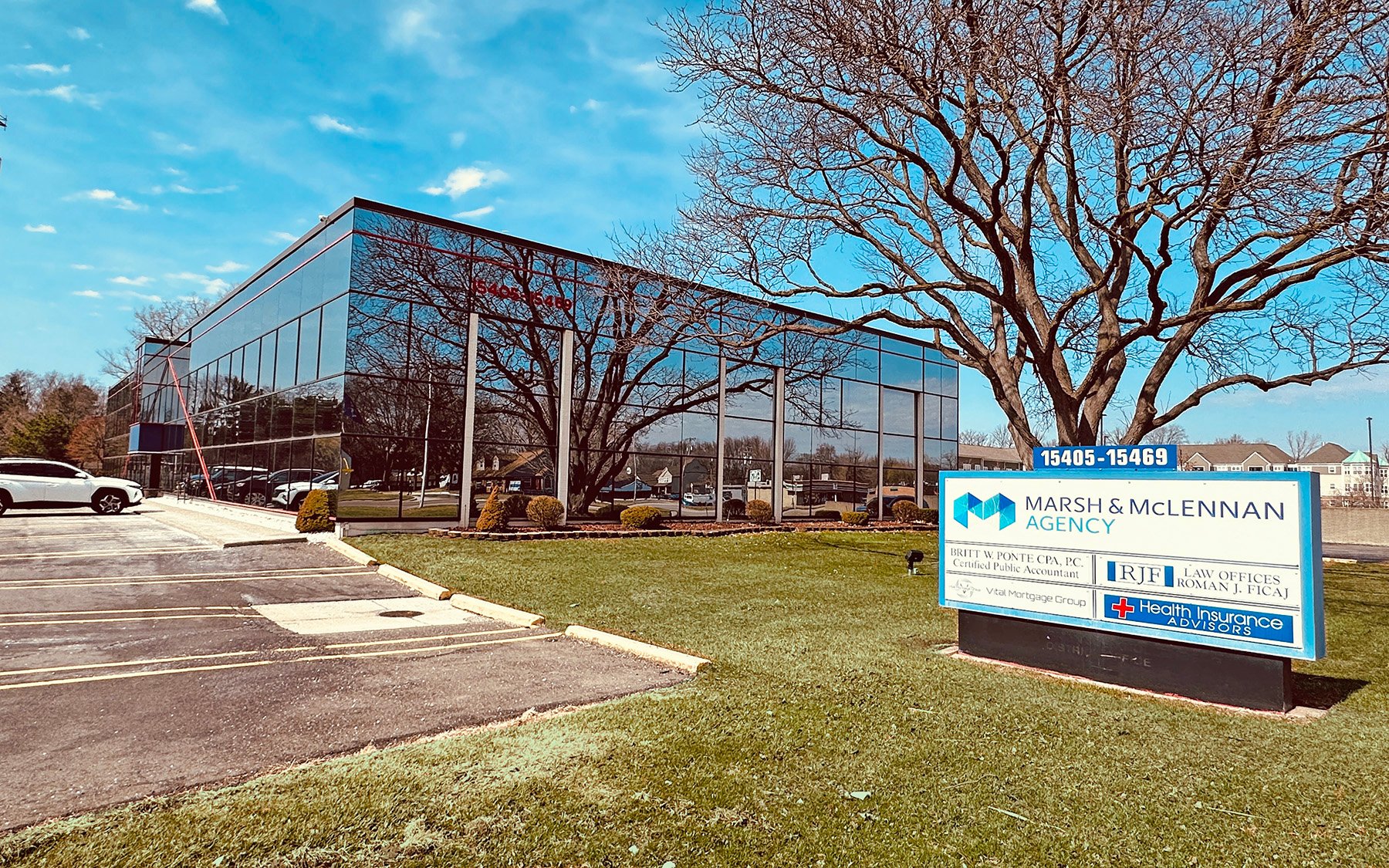 15435 Middlebelt Rd, Livonia, MI 48154