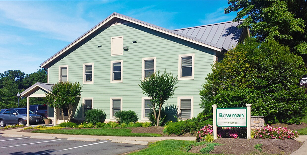 101 South St SE, Leesburg, VA 20175