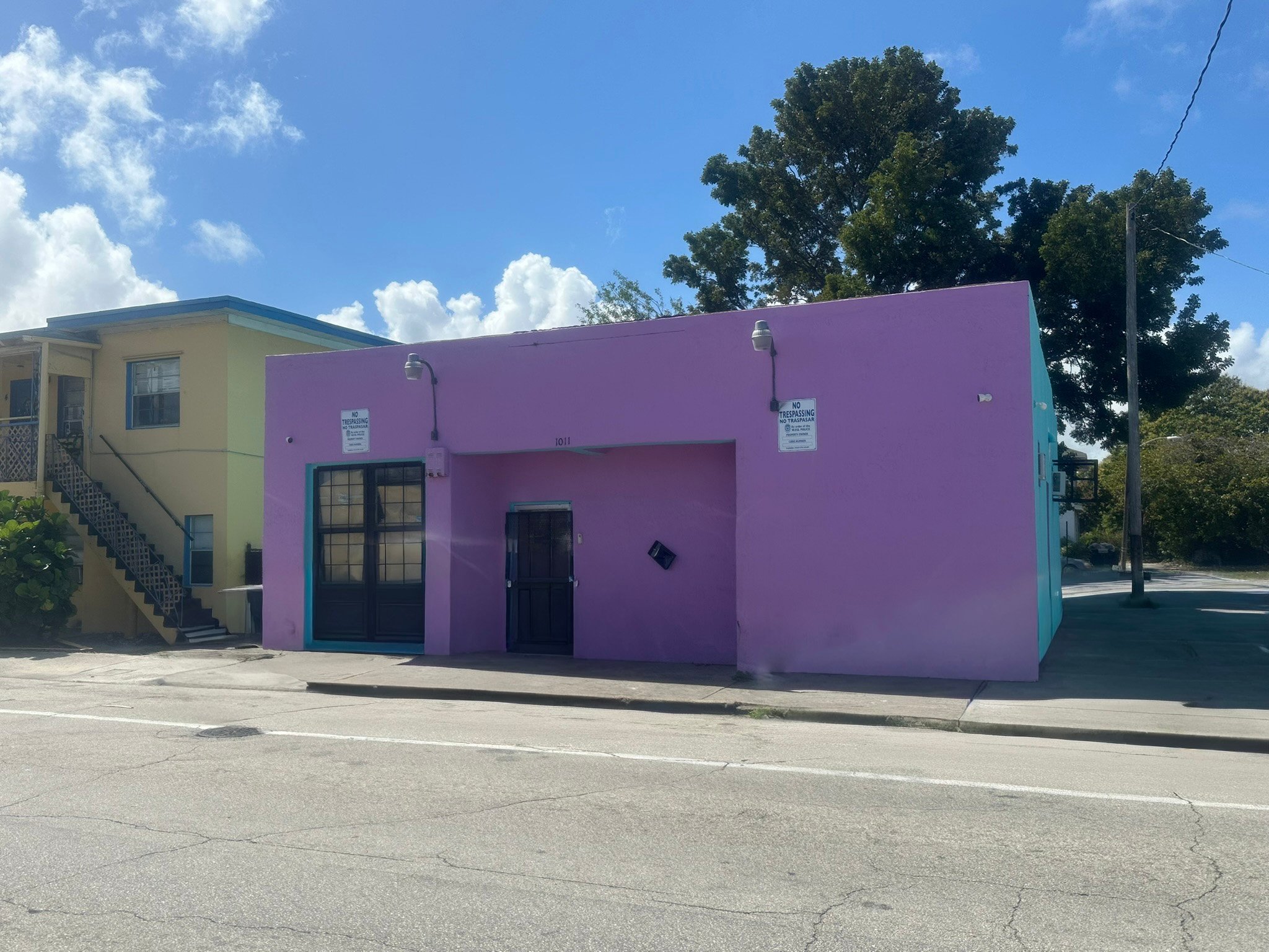 1011 N Tamarind Ave, West Palm Beach, FL 33401