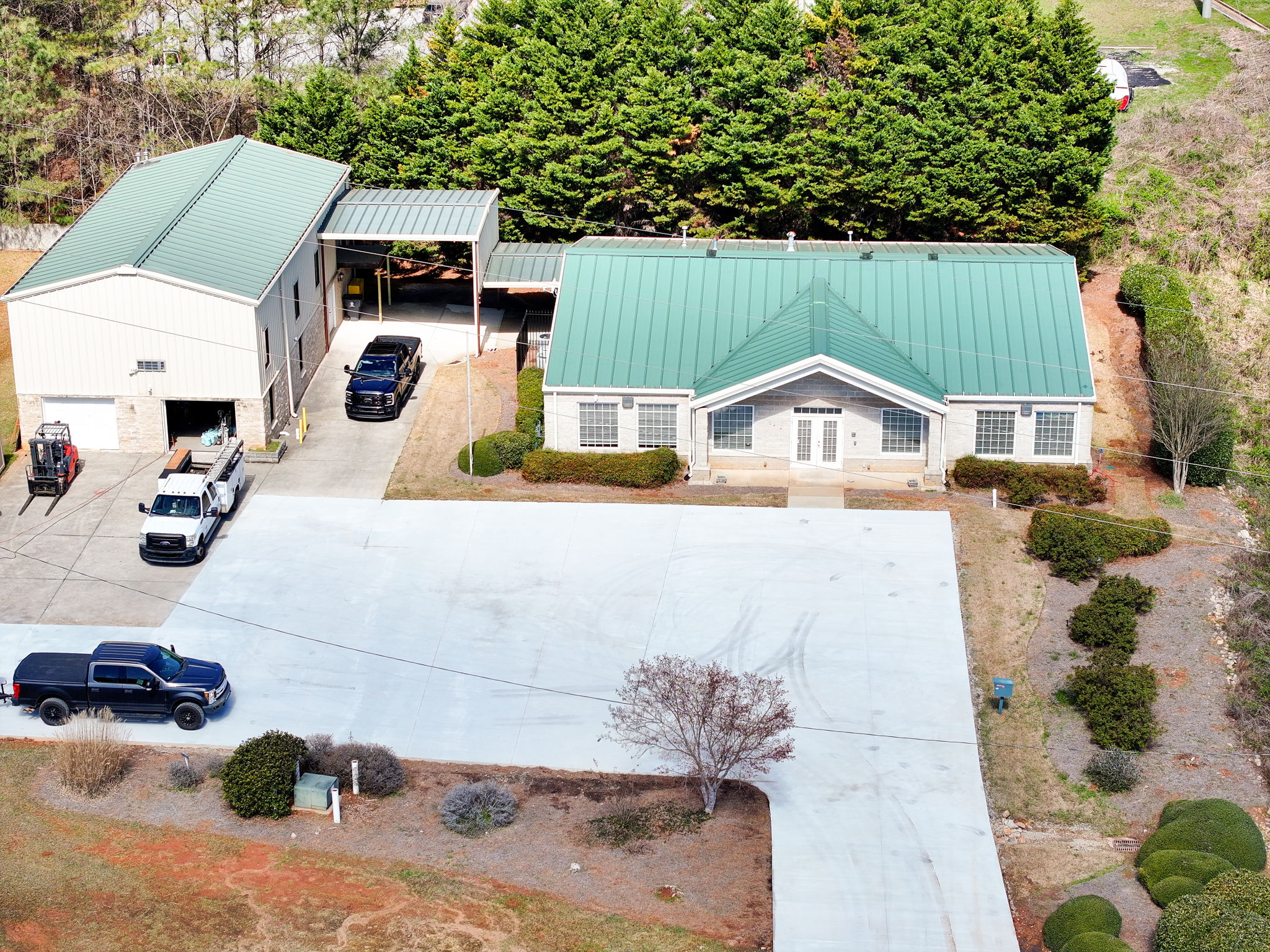 442 Cadillac Pkwy, Dallas, GA 30157