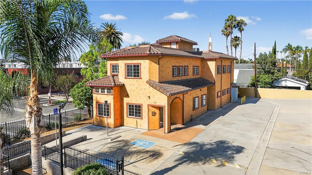 447 N Prairie Ave, Inglewood, CA 90301