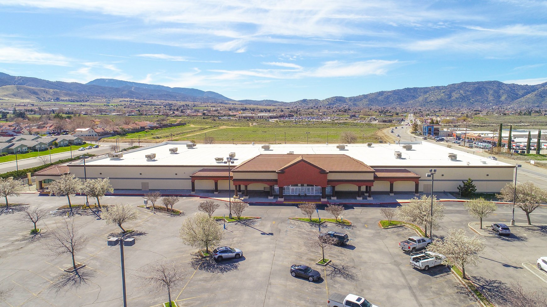 710 W Tehachapi Blvd, Tehachapi, CA 93561