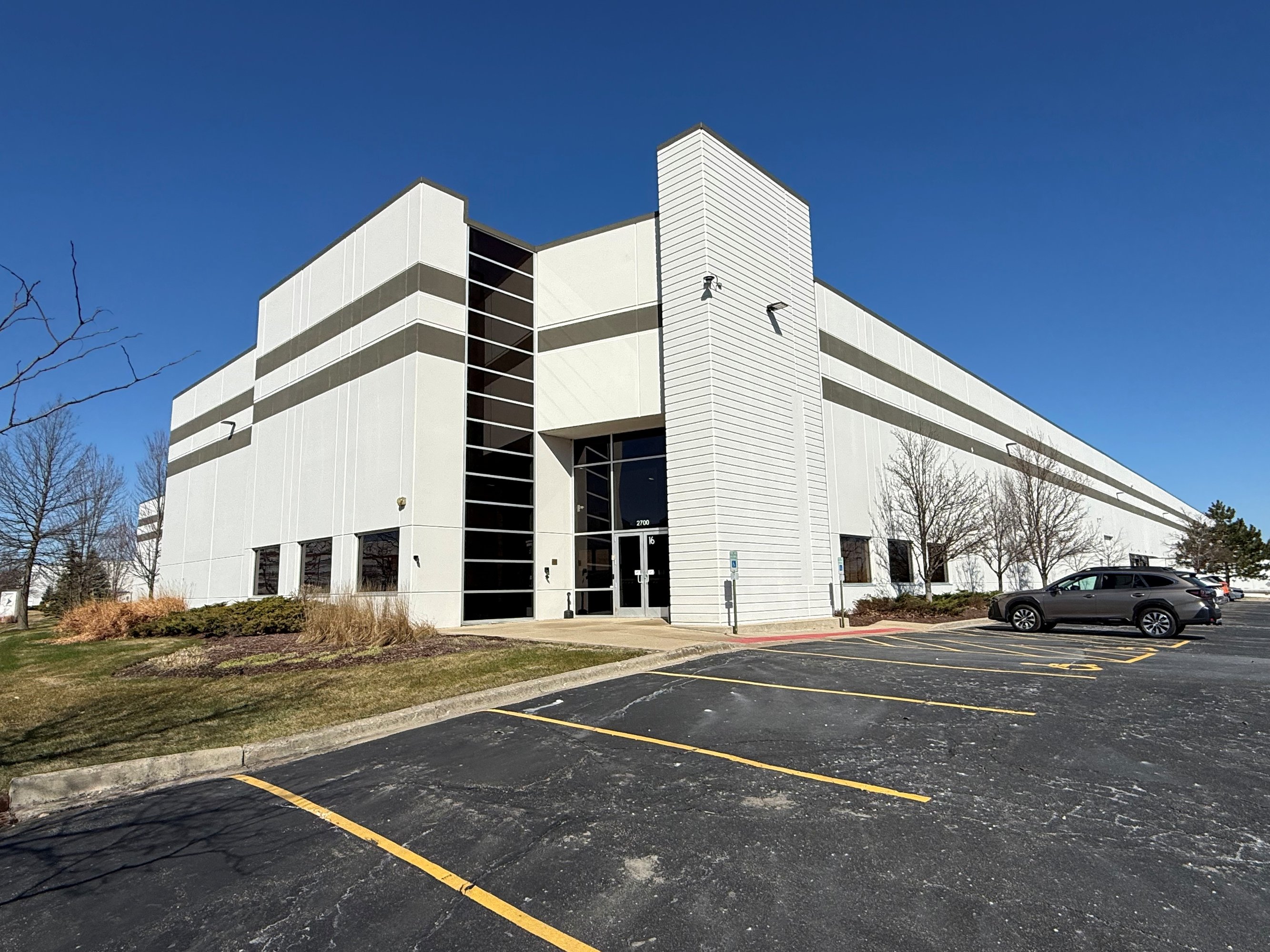 2700 Alft Ln, Elgin, IL 60123