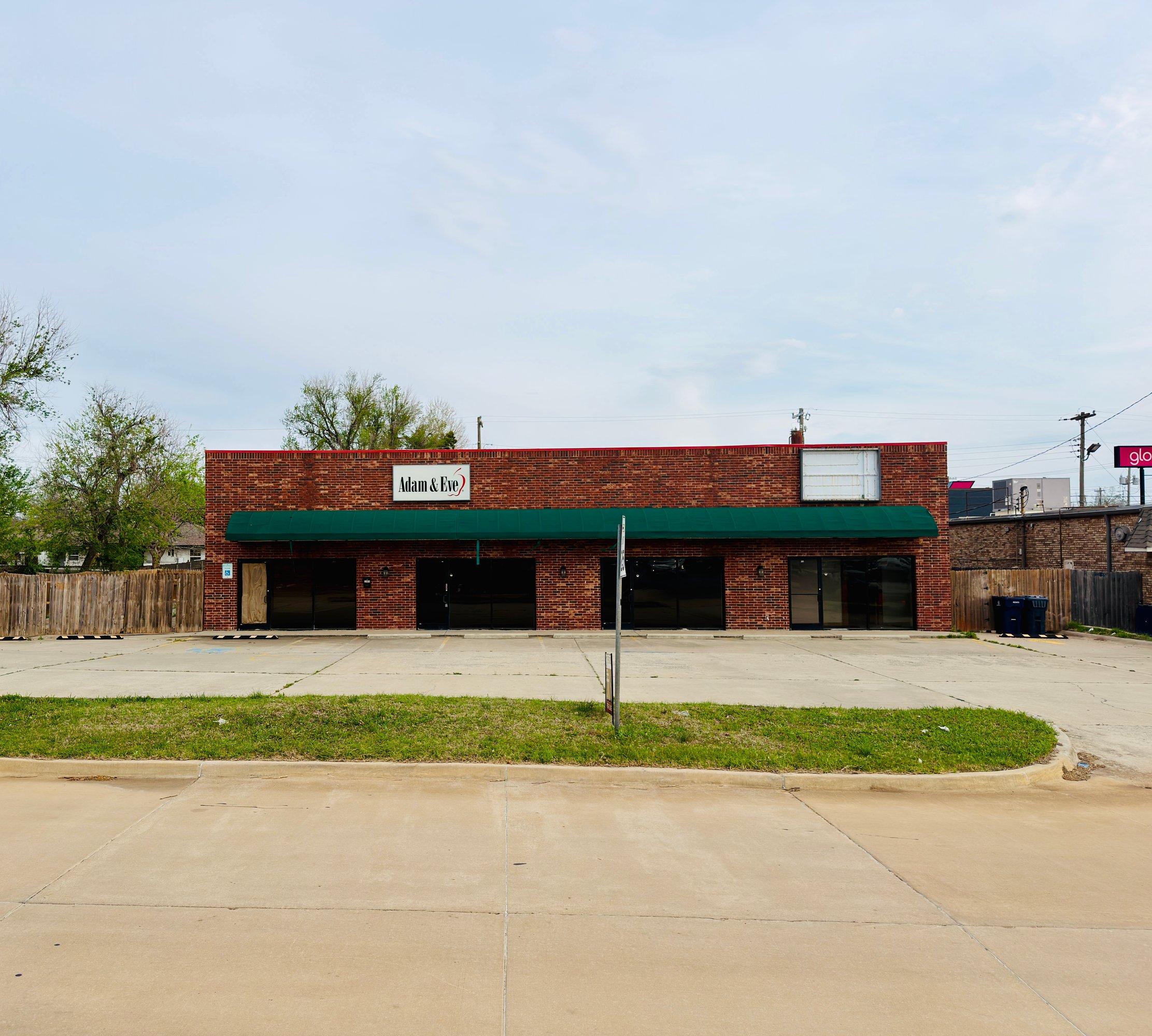 2905 70th St, Oklahoma City, OK 73116-3212
