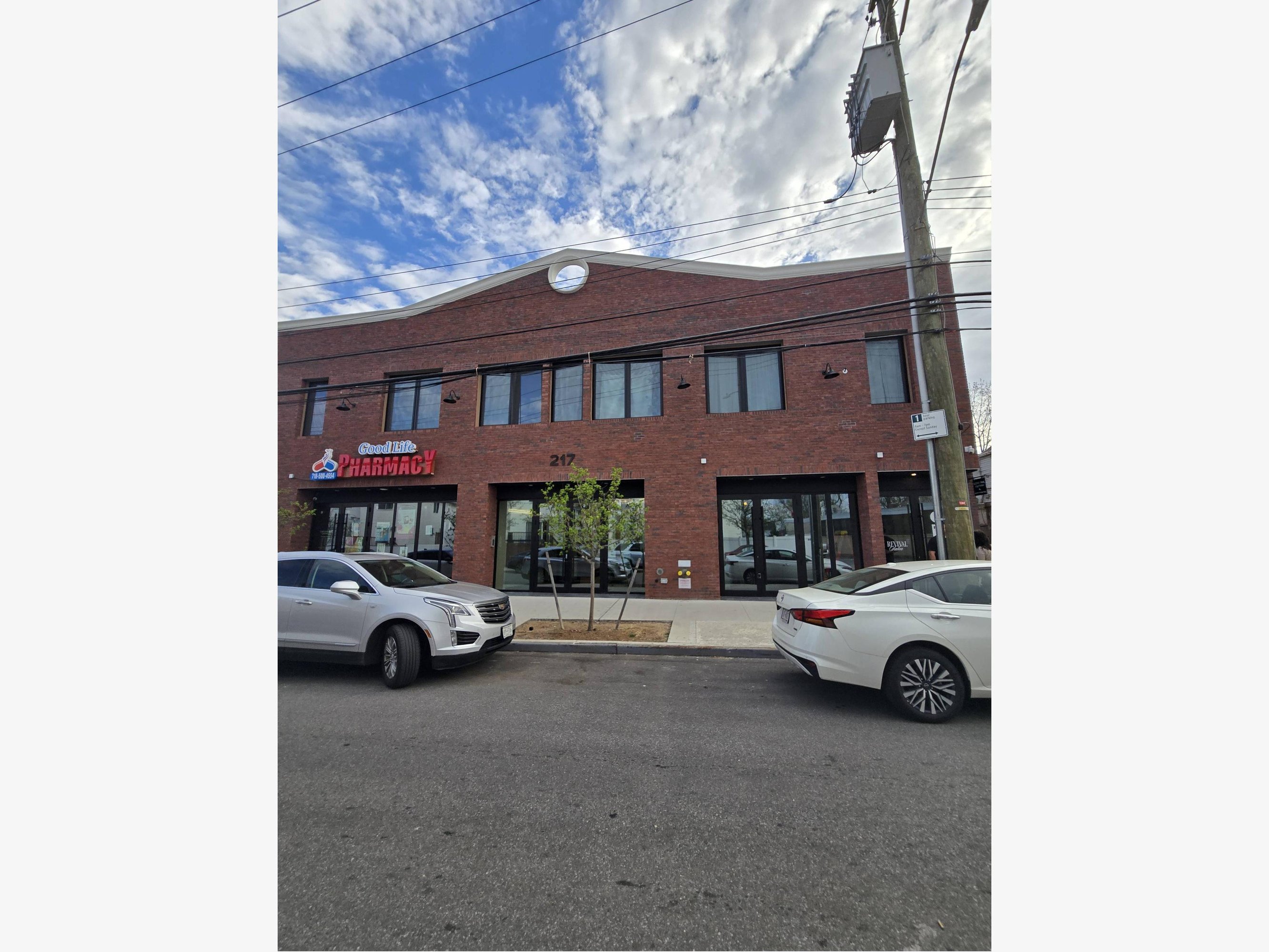 217 Main St, Staten Island, NY 10307