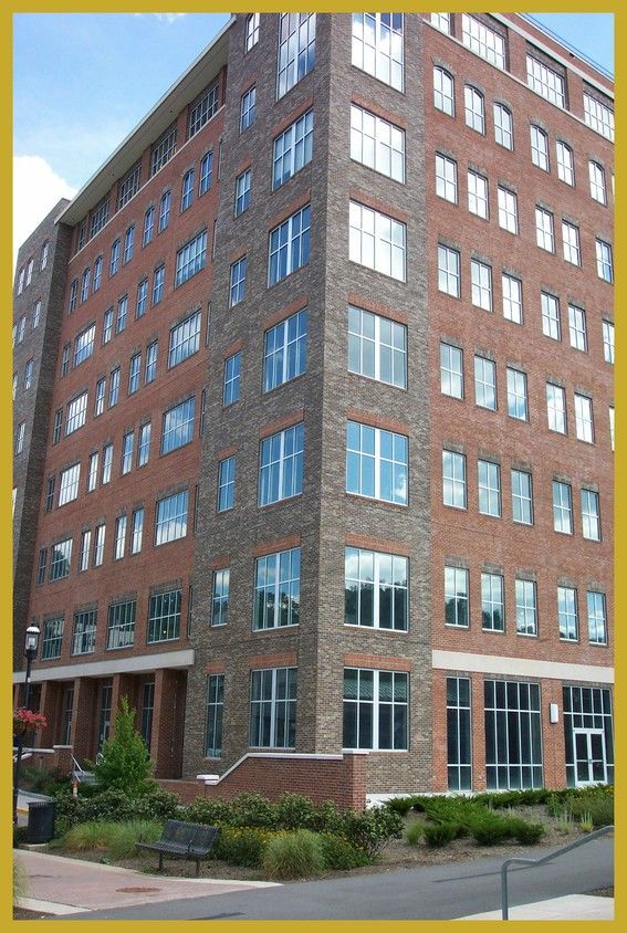 48 Donley St, Morgantown, WV 26501