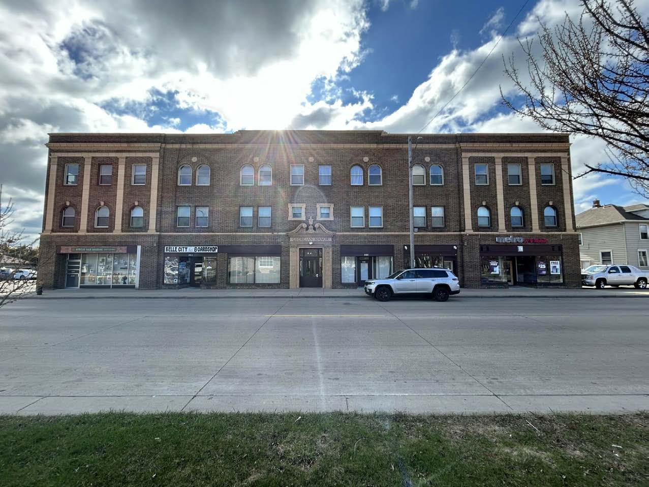 1911 Taylor Ave, Racine, WI 53403