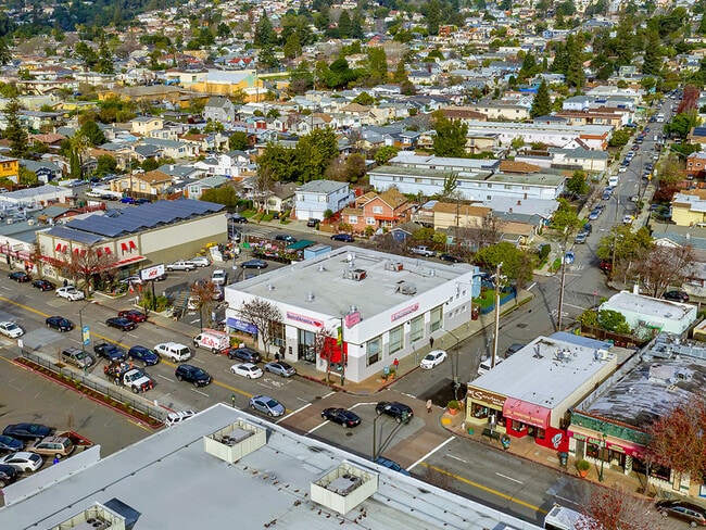 4054 Macarthur Blvd, Oakland, CA 94619-1904