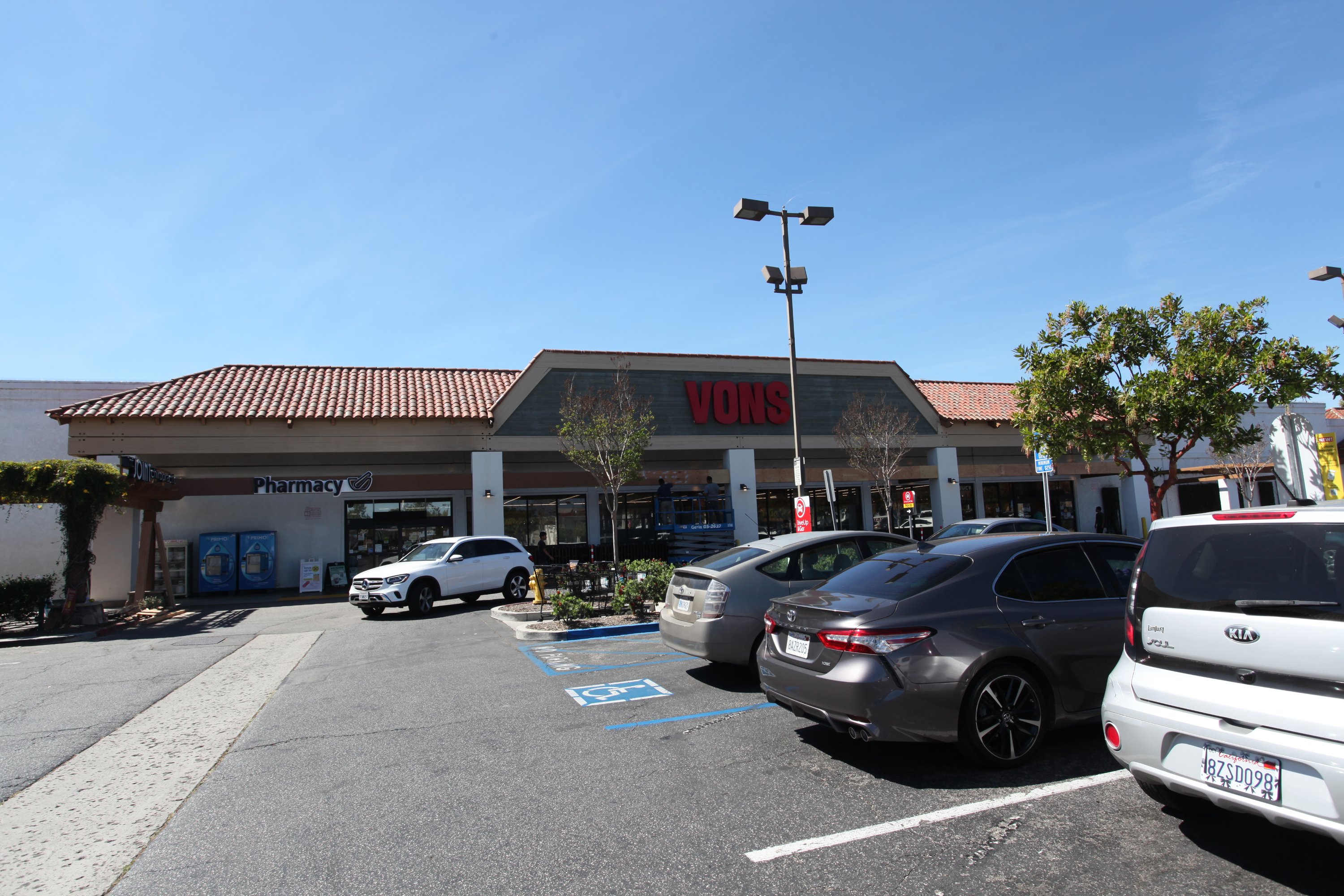 5682 Telephone Rd, Ventura, CA 93003
