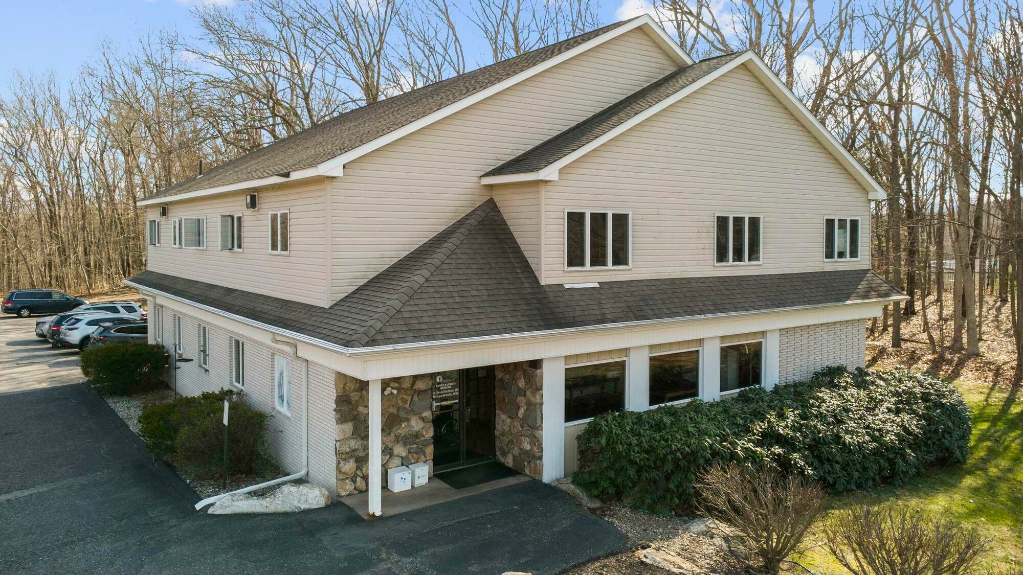 921 Boston Tpke, Bolton, CT 06043