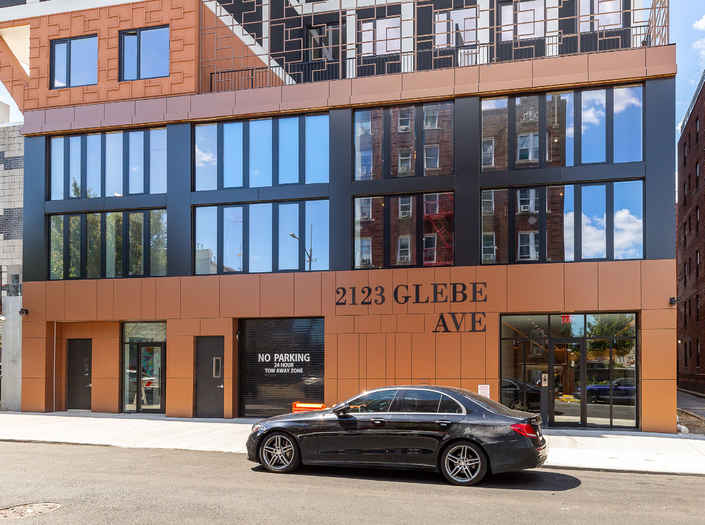 2121 Glebe Ave, Bronx, NY 10461