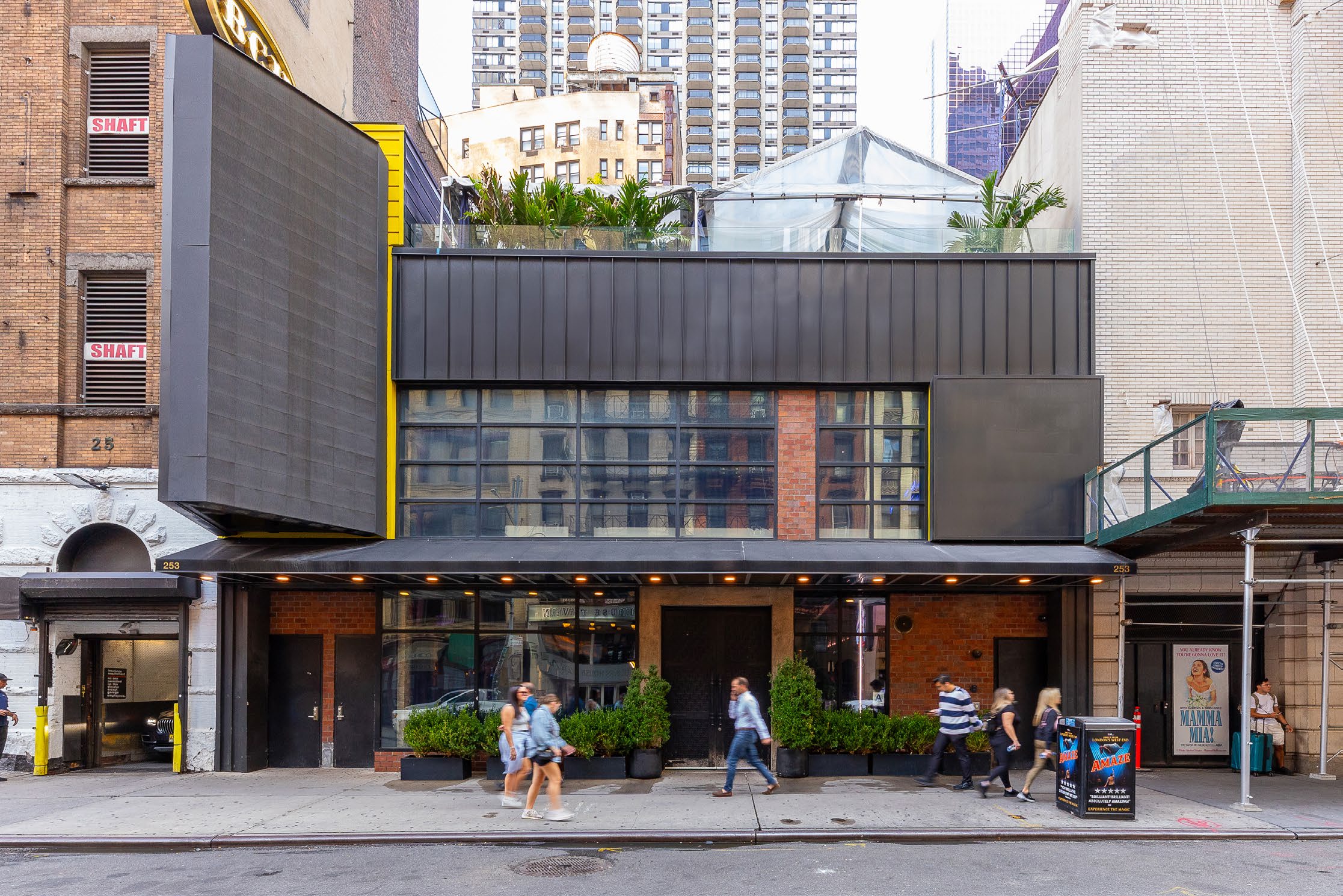 253 West 47Th St, New York City, NY 10036