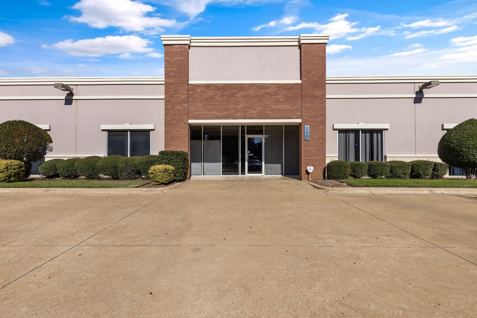 545 Nolen Dr, Southlake, TX 76092-9176