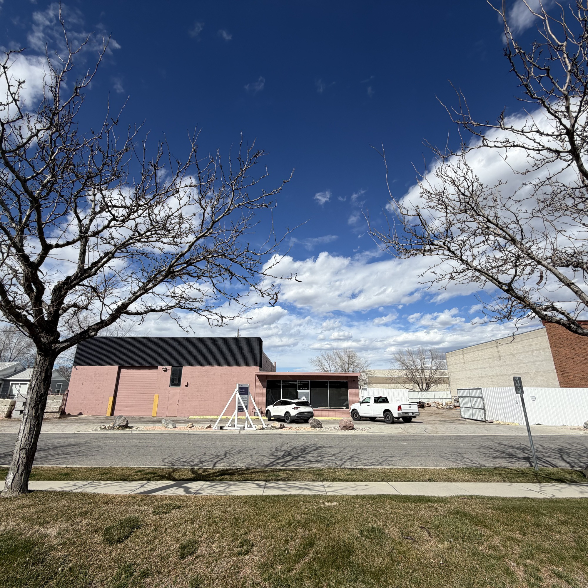 34 W Guest Ave, Salt Lake City, UT 84115