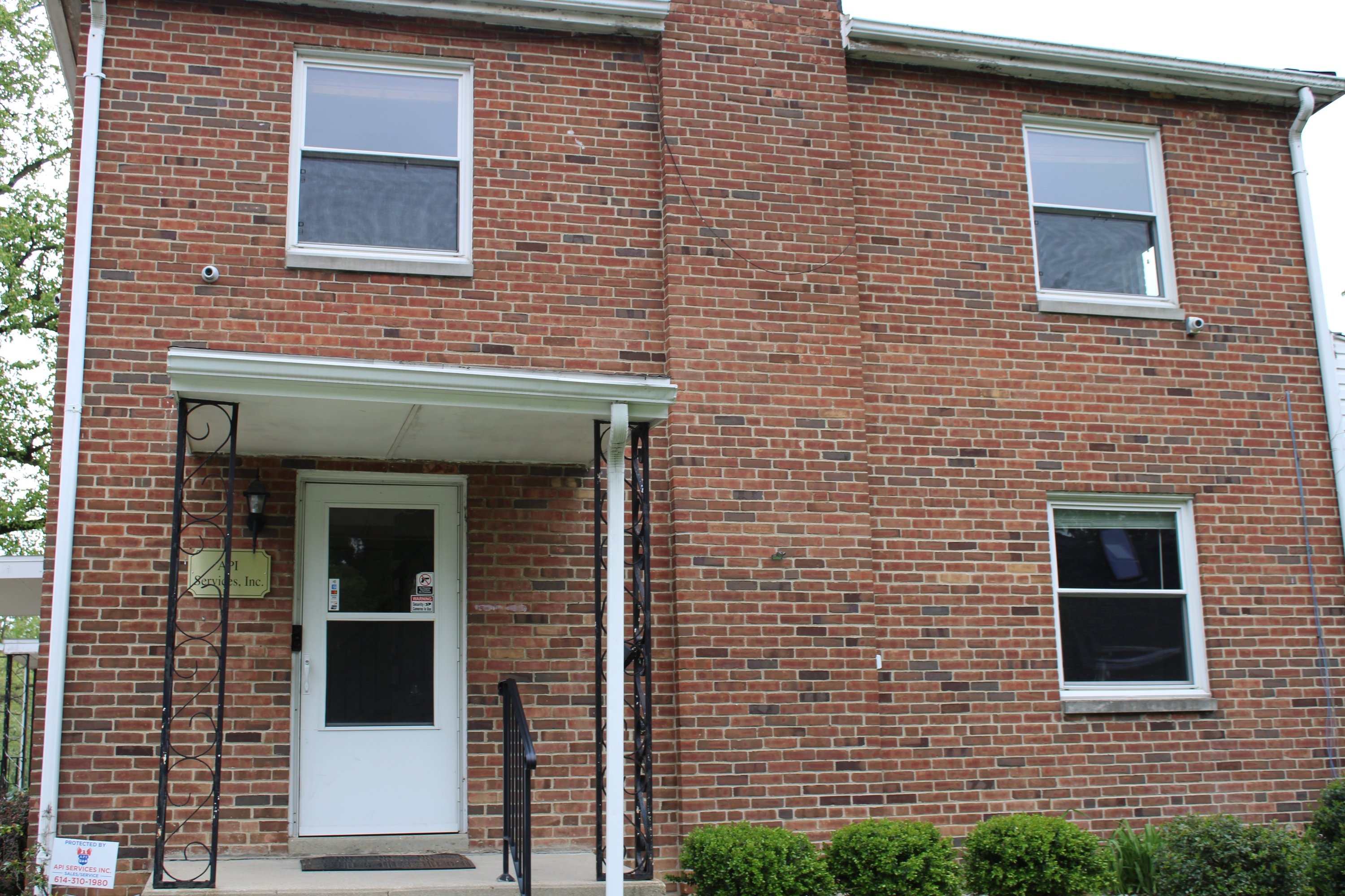 867 High St, Worthington, OH 43085-4154