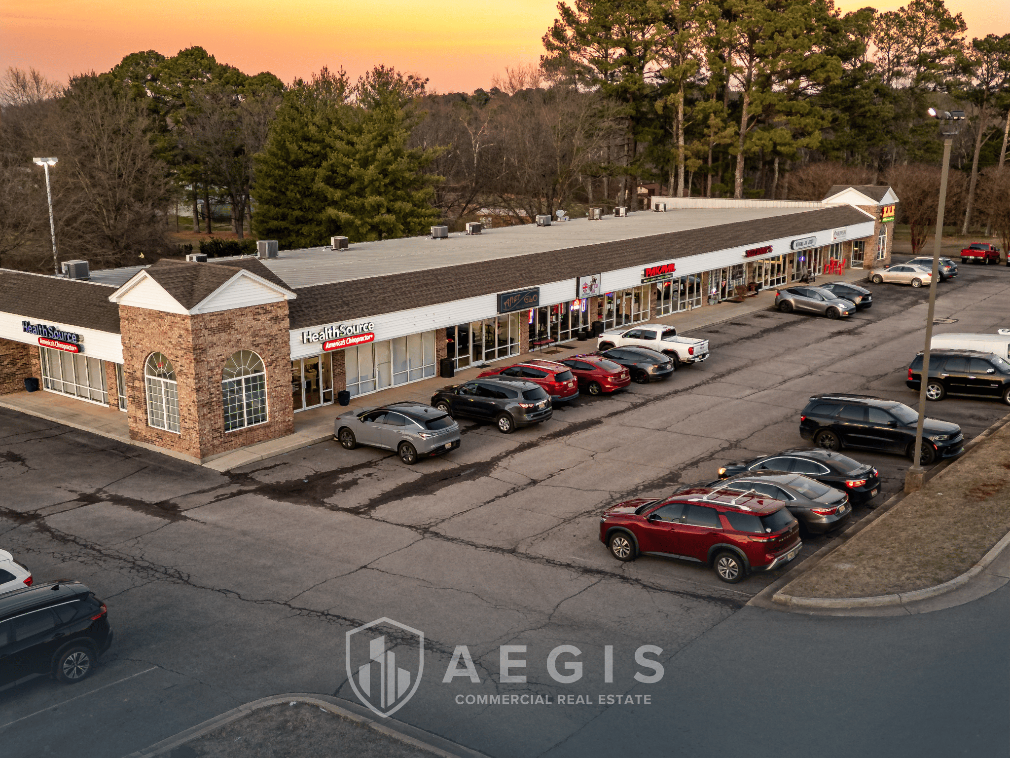 1207 E Forrest St, Athens, AL 35613