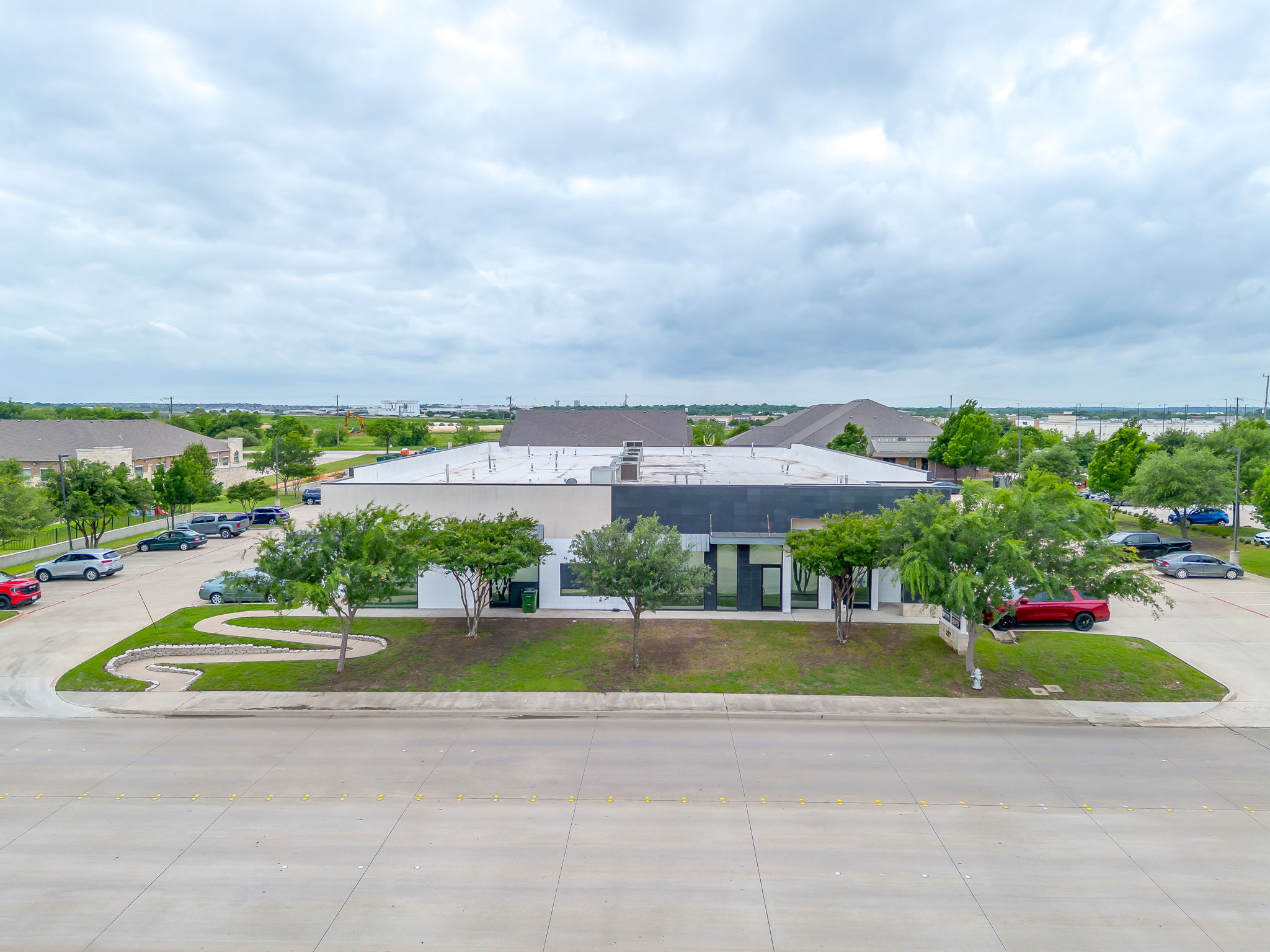 221 Regency Pkwy, Mansfield, TX 76063