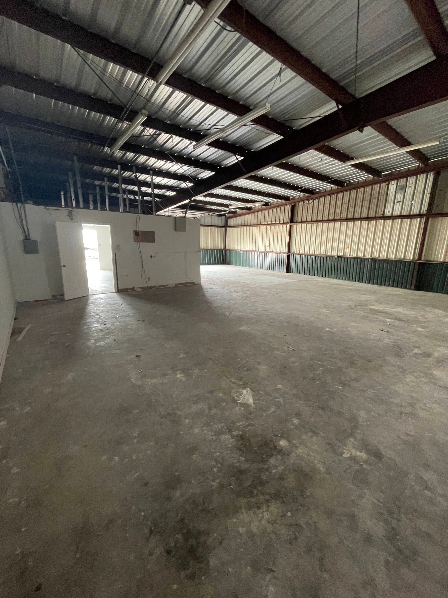 3503392