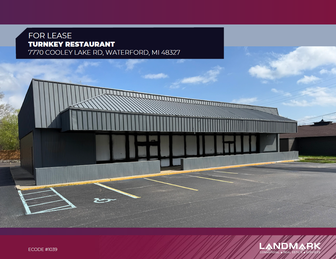 7770 Cooley Lake Rd, Waterford, MI 48327