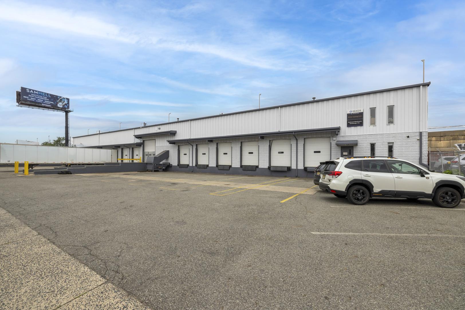 136 Paris St, Newark, NJ 07105