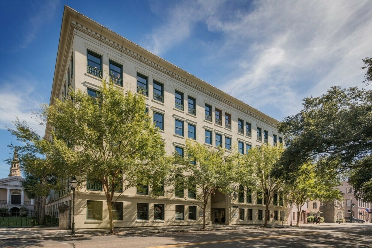 134 Meeting St, Charleston, SC 29401