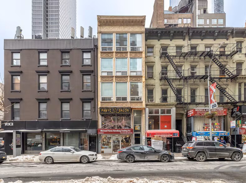 57 West 28Th St, New York, NY 10001