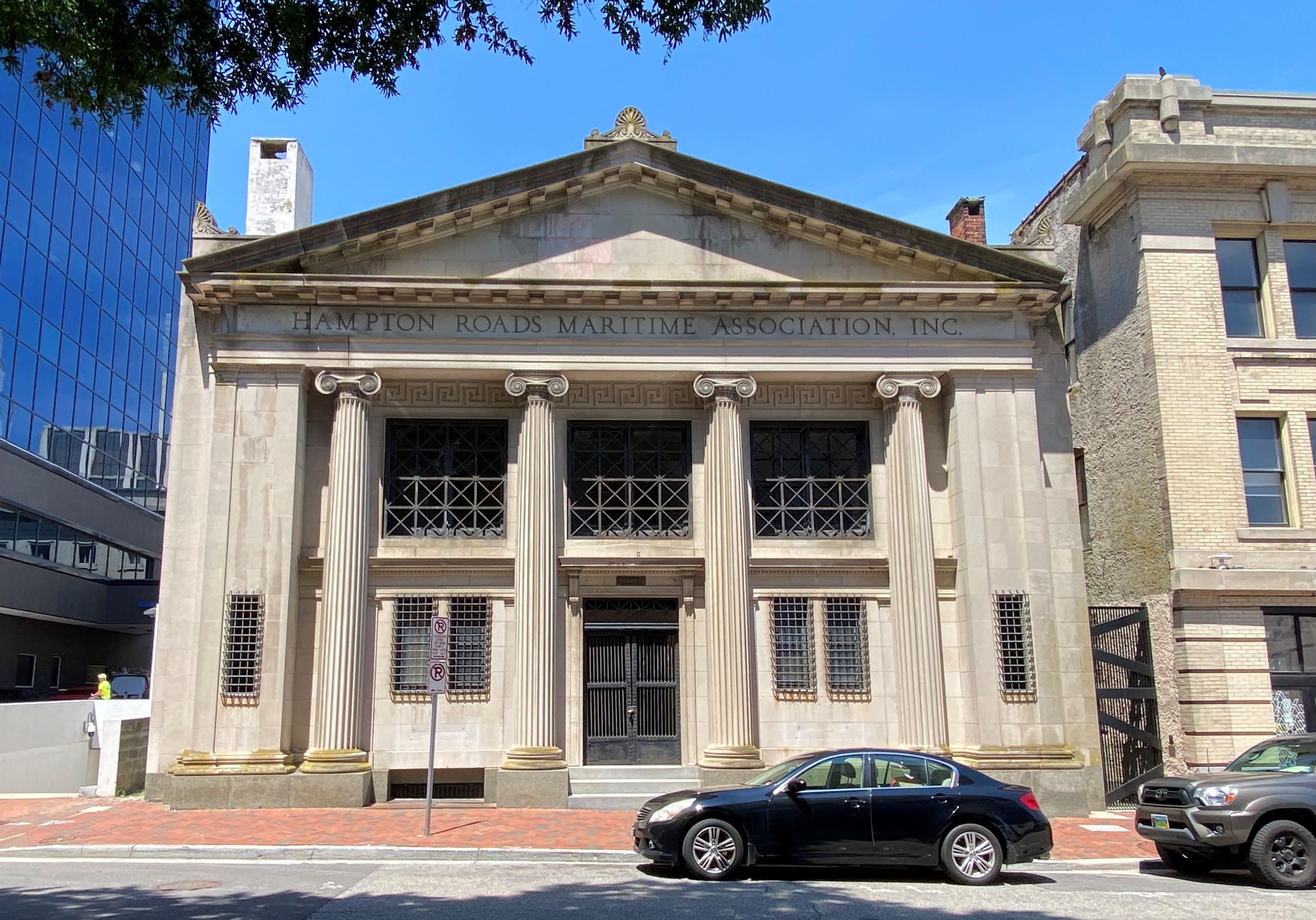 127 Bank St, Norfolk, VA 23510