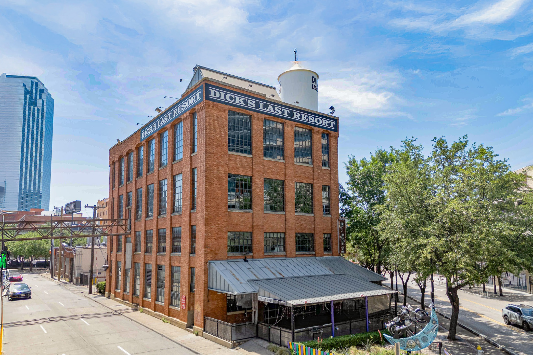 2211 North Lamar St, Dallas, TX 75202