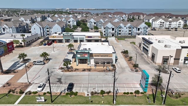 7514 S Padre Island Dr, Corpus Christi, TX 78412