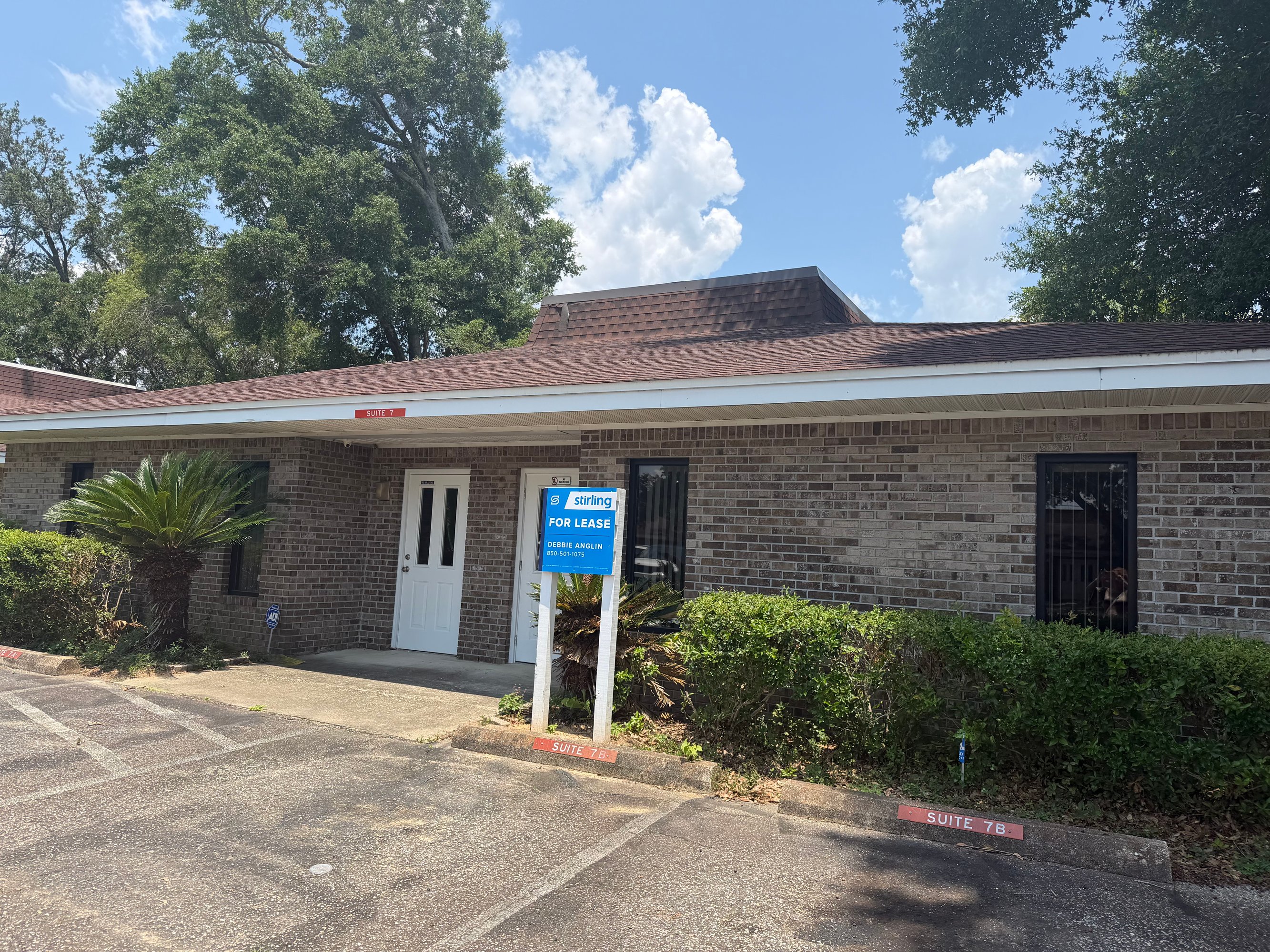 2401 Executive Plaza Rd, Pensacola, FL 32504