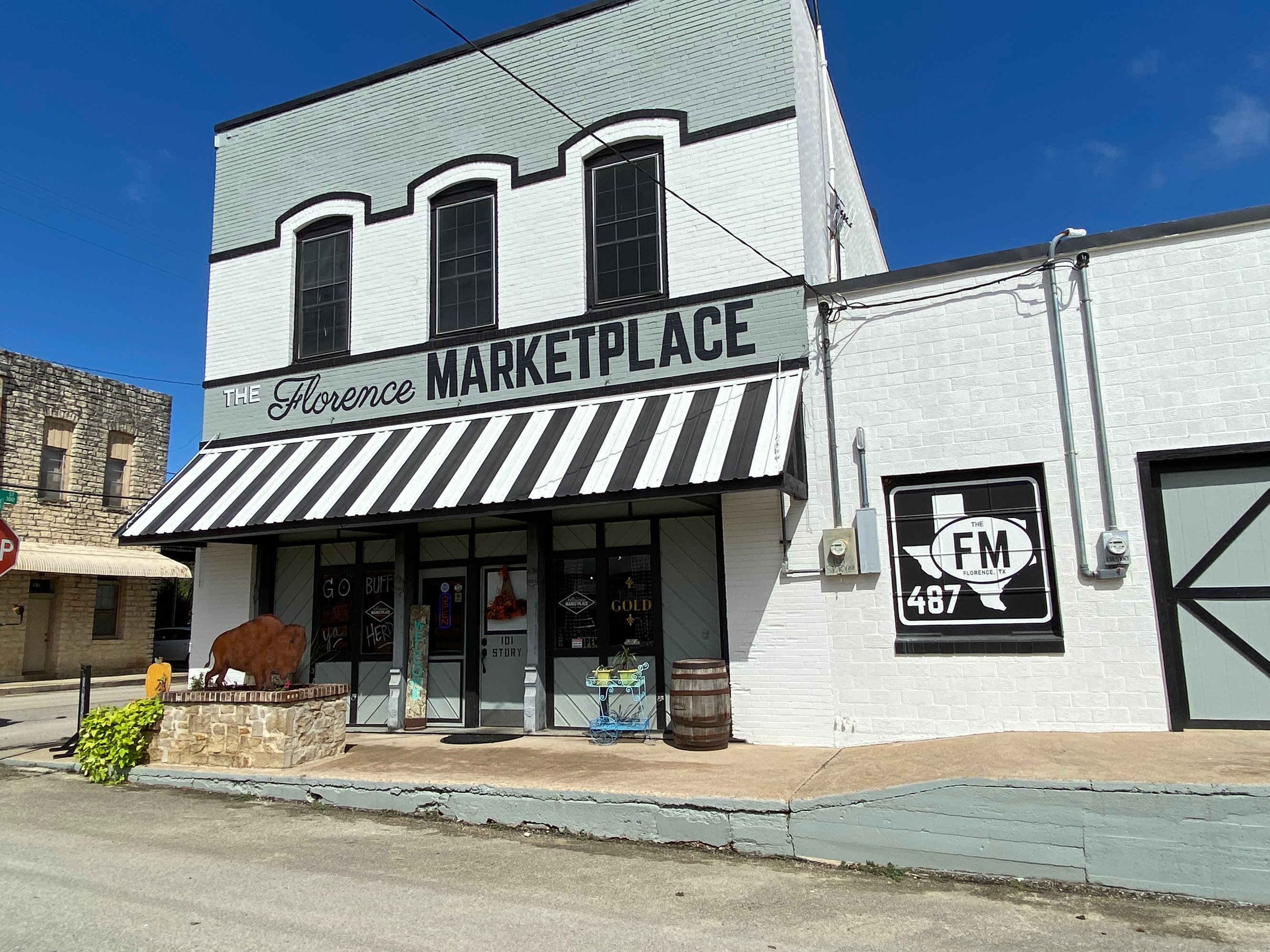 101 Story Ave, Florence, TX 76527