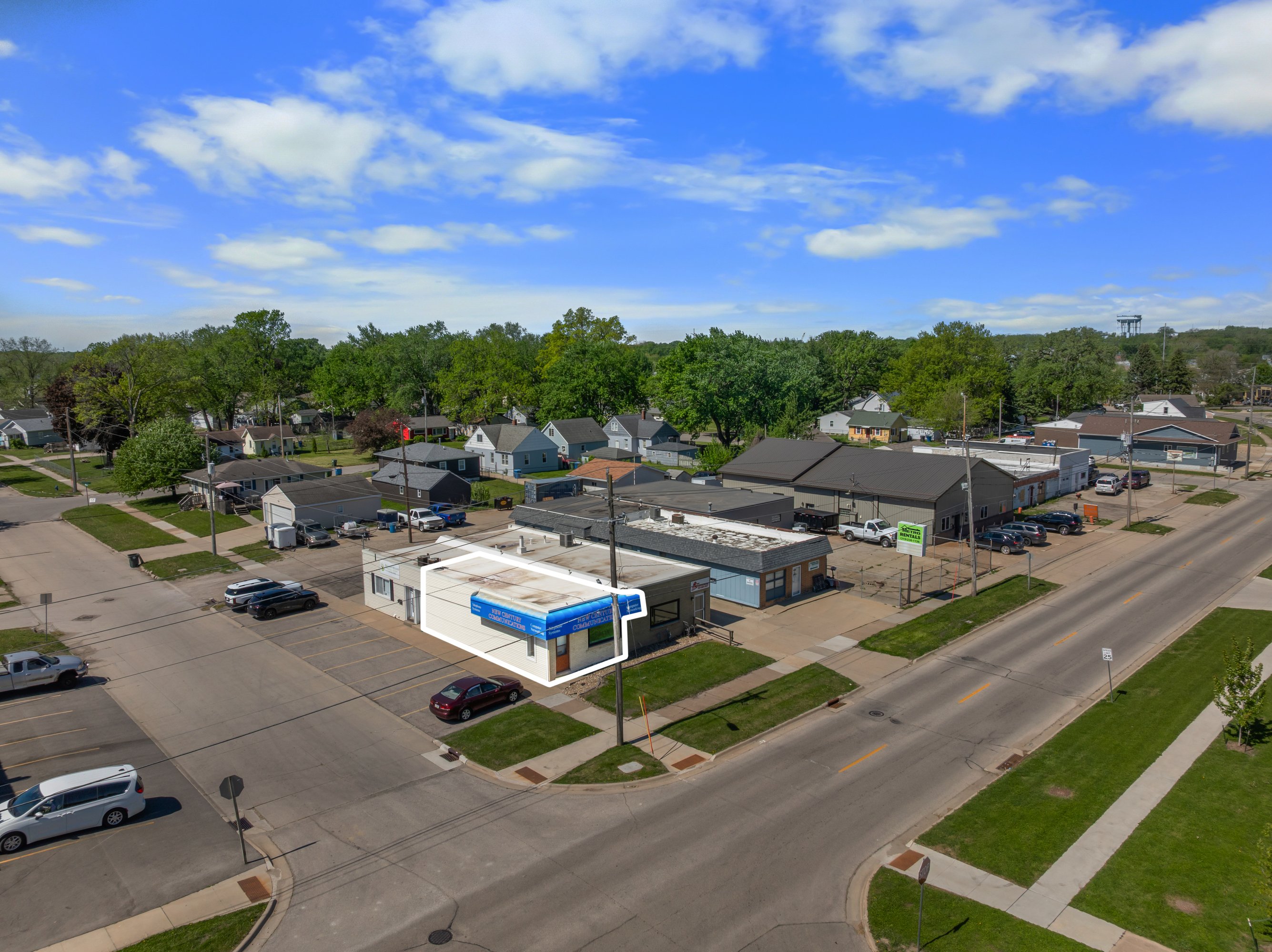 2101 Falls Ave, Waterloo, IA 50701