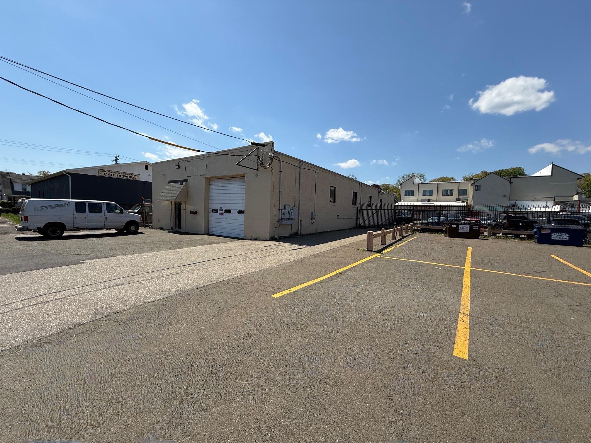 14 Marne St, Hamden, CT 06514