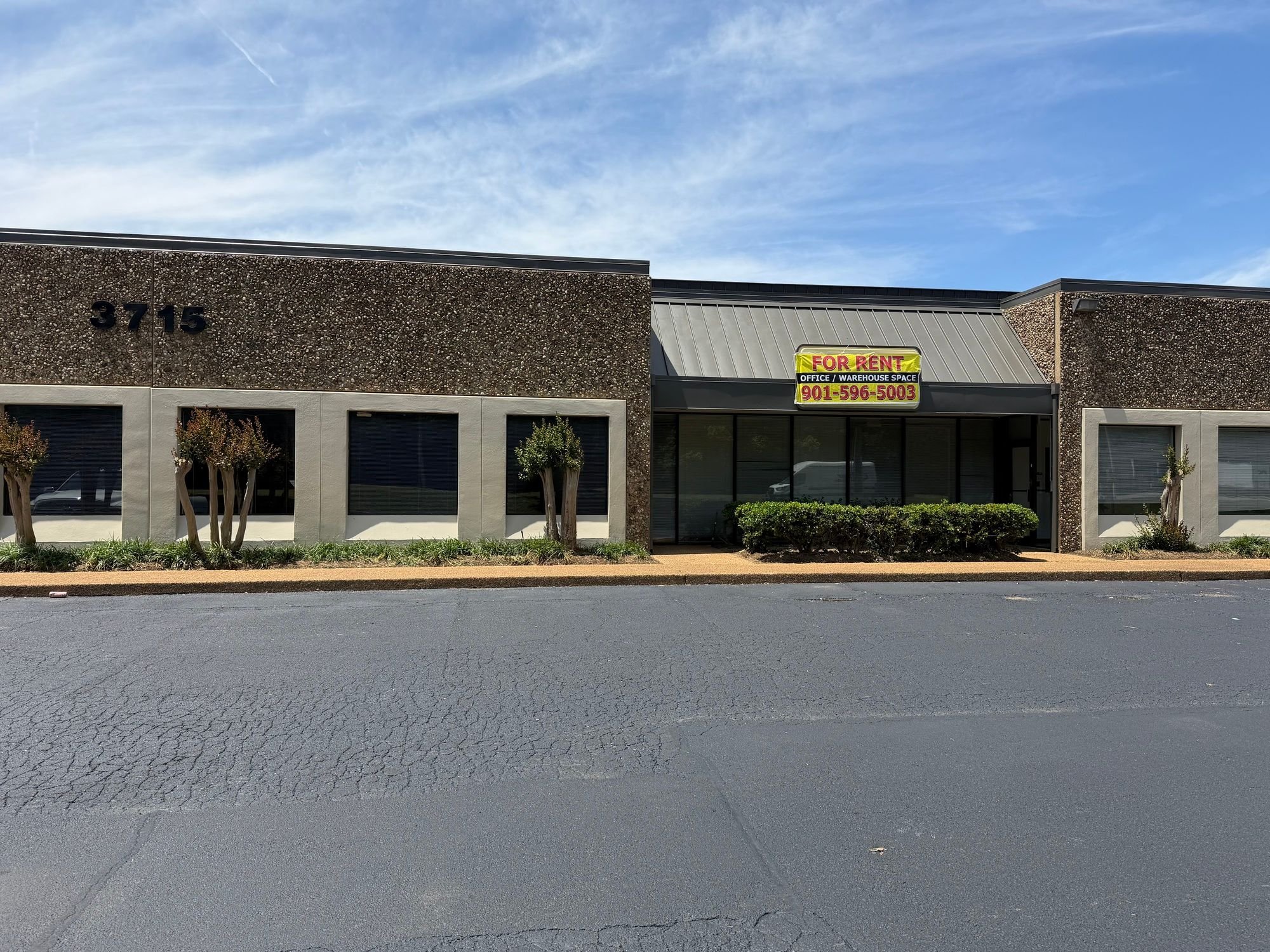 3665 S Perkins Rd, Memphis, TN 38118
