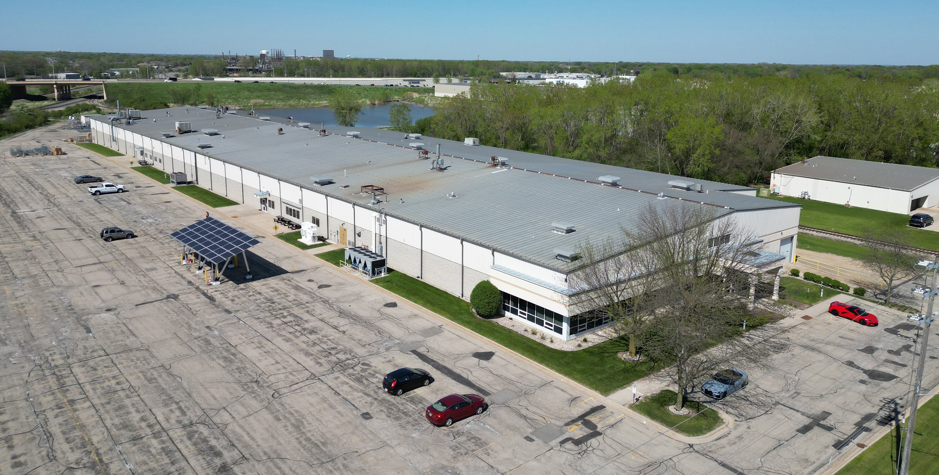 585 Enterprise Dr, Neenah, WI 54956