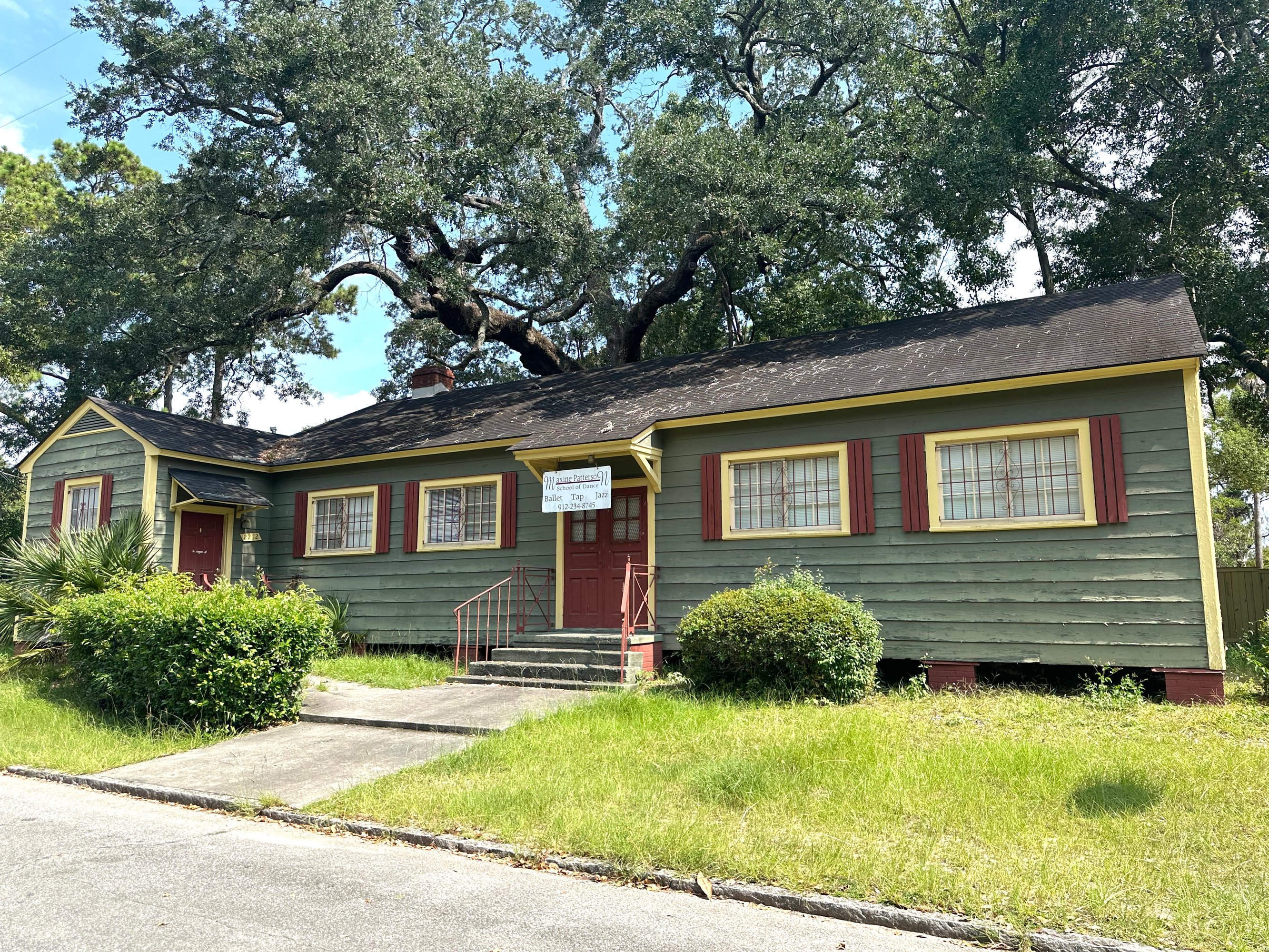 2212 Lincoln St, Savannah, GA 31401
