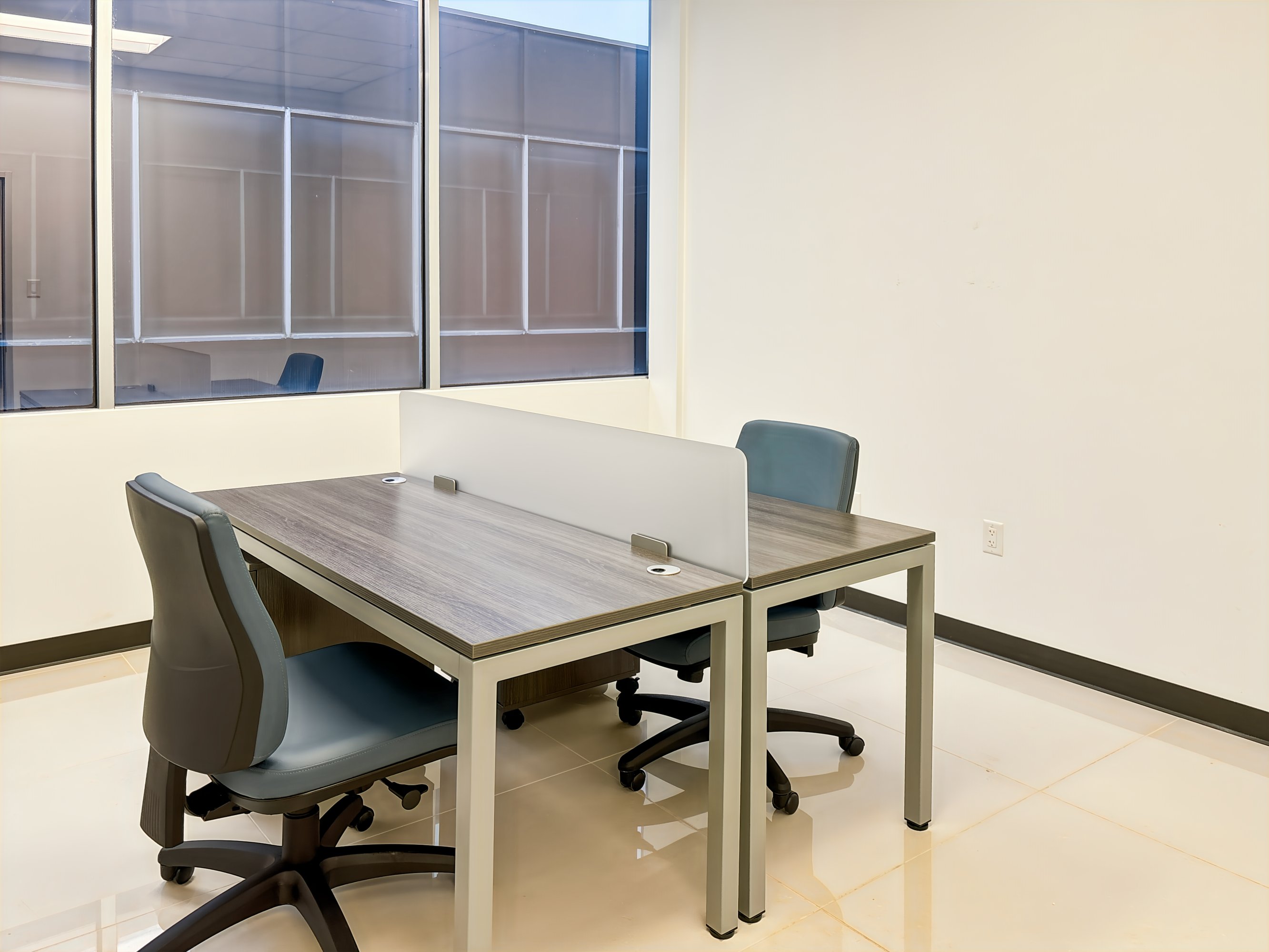 3559935