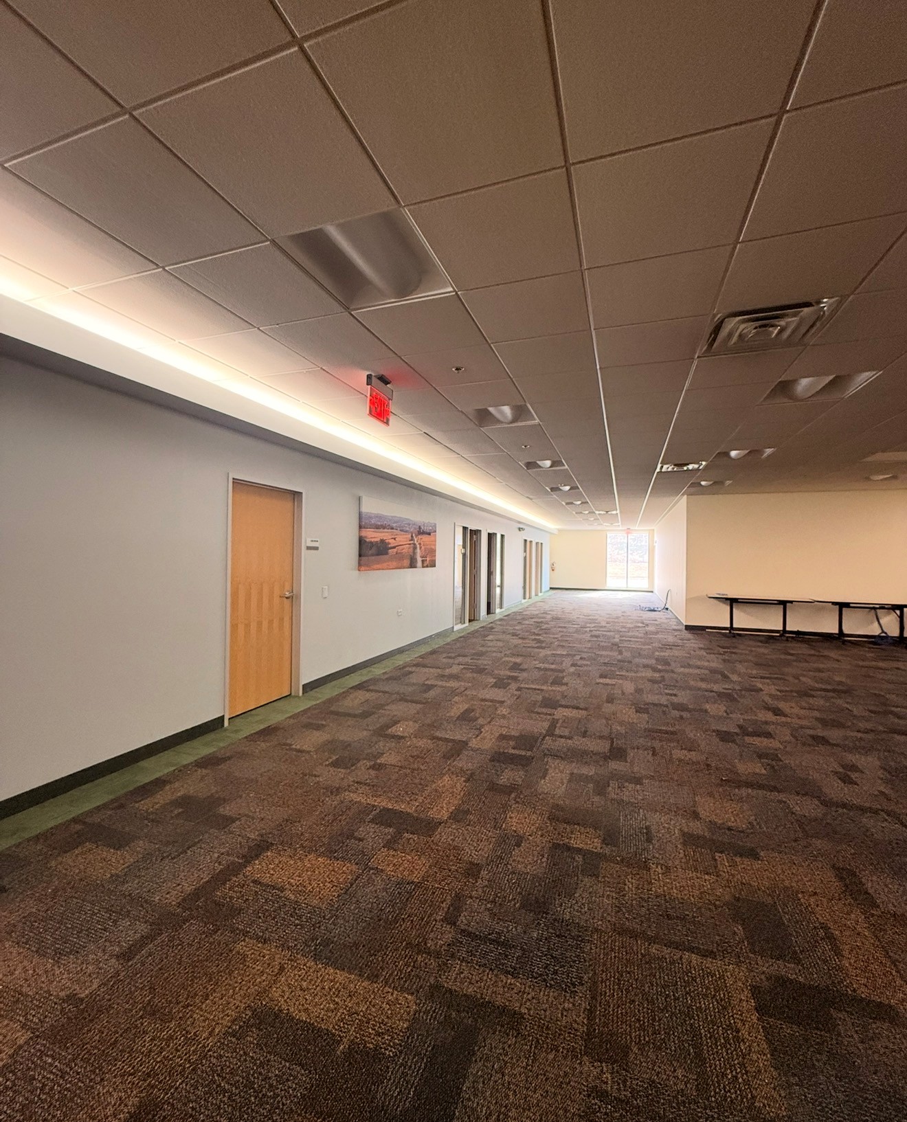 12000 Ridgemont Dr, Urbandale, IA 50323