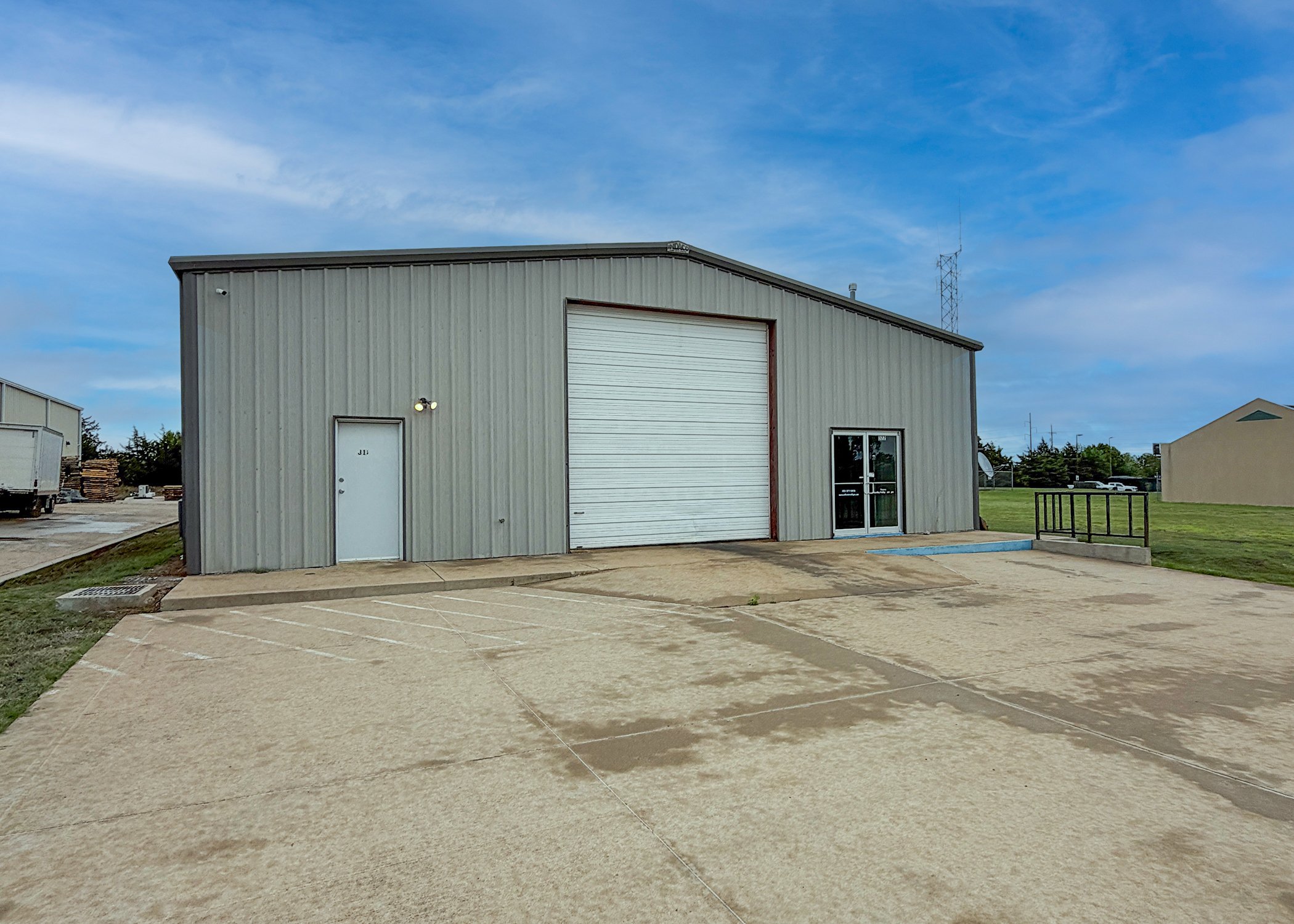 322 E Thomas Ave, Stillwater, OK 74075