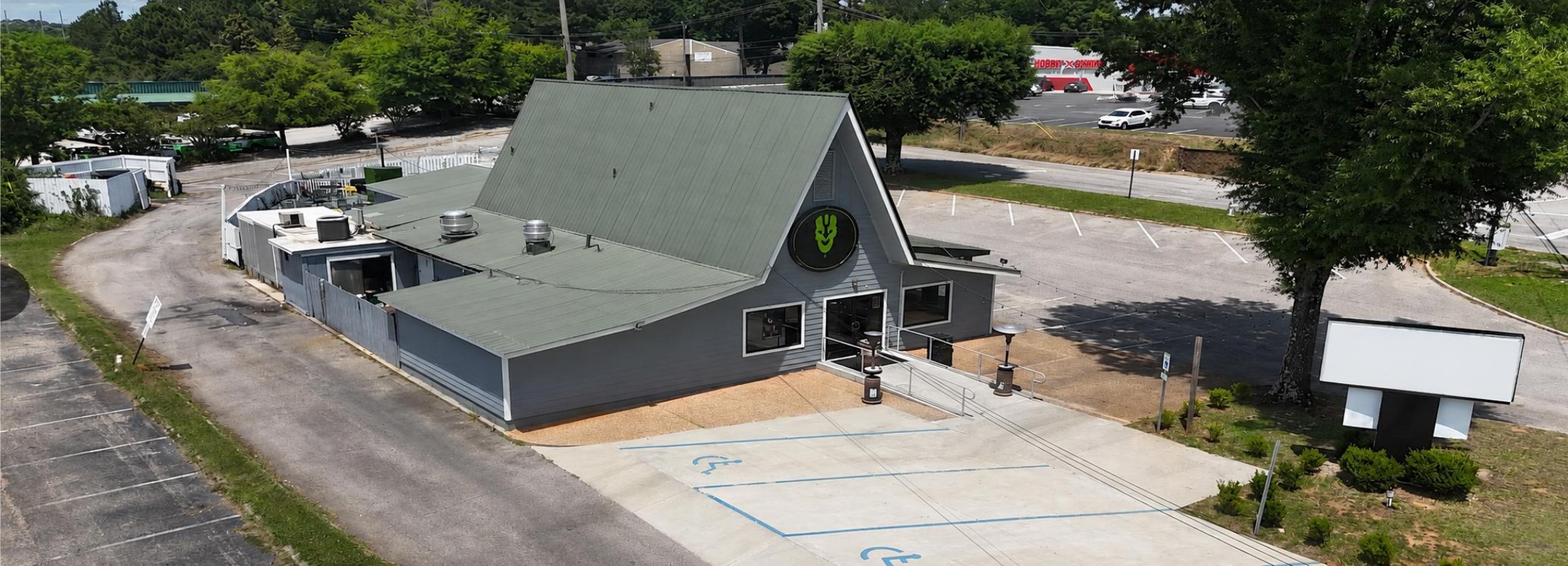 675 Opelika Rd, Auburn, AL 36830